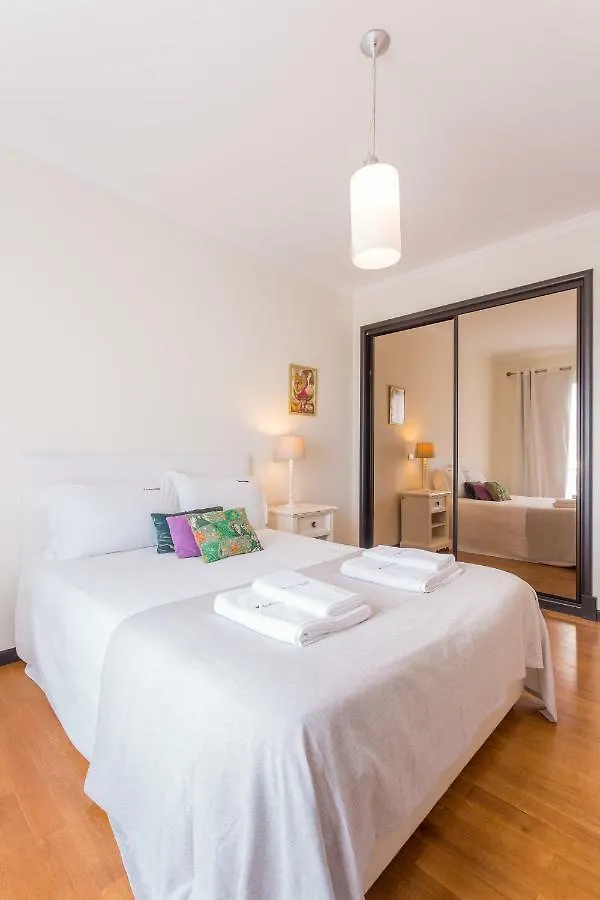 Flh Funchal Ocean View With Balcony Διαμέρισμα Φουνκάλ